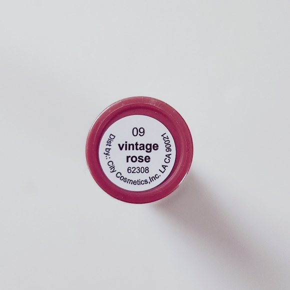 ⭐4/$15 Italia Deluxe Mousse Matte Lipstick Vintage Rose - Picture 7 of 8
